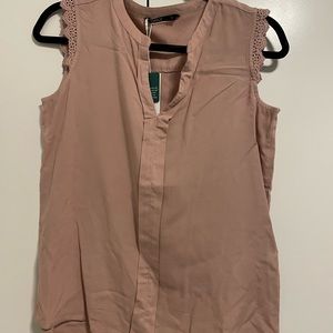 Only sleeveless top, lace detail size 2